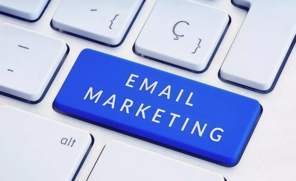 Bouw invloed in 7 e-mails